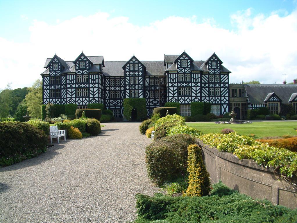 Penzion Gregynog Hall Tregynon Exteriér fotografie